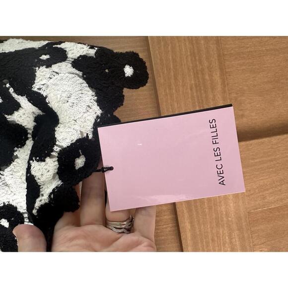 NWT Avec Les Filles Crochet Knit Cropped Tank In Black/White Women’s size XL/XXL - Picture 4 of 12